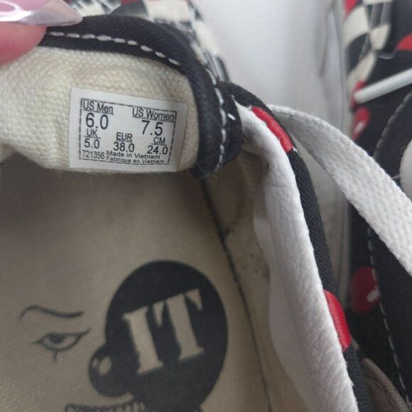 Vans It Losers Club Checkerboard Sneakers White Black Red  Womens 7.5 US Mens 6 - Picture 6 of 10